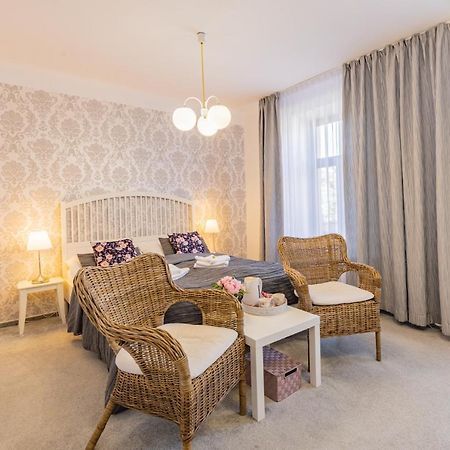 Hotel Amadeus Ceske Budejovice Bagian luar foto