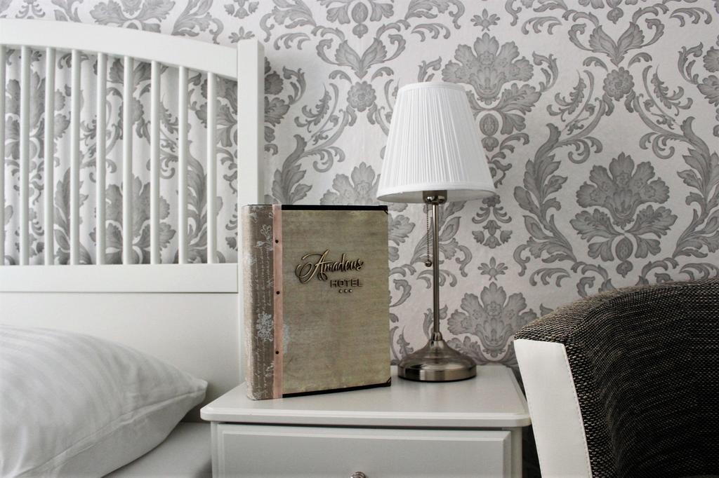 Hotel Amadeus Ceske Budejovice Bagian luar foto