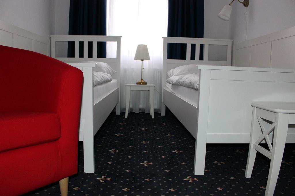 Hotel Amadeus Ceske Budejovice Bagian luar foto
