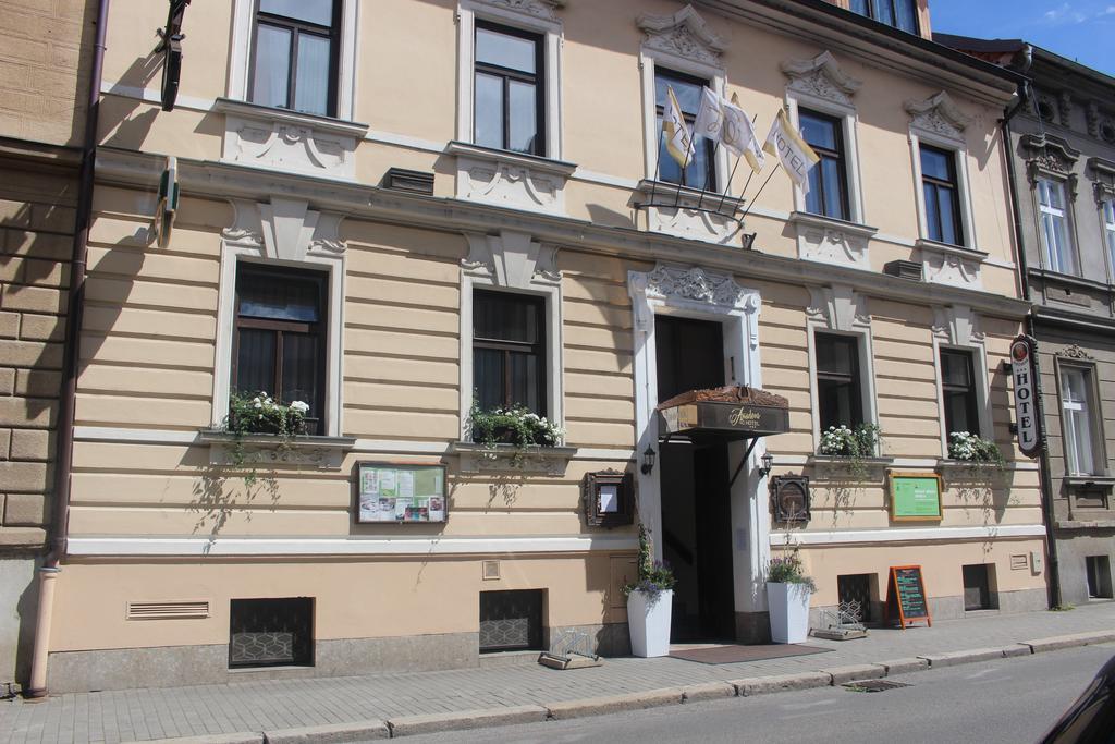 Hotel Amadeus Ceske Budejovice Bagian luar foto