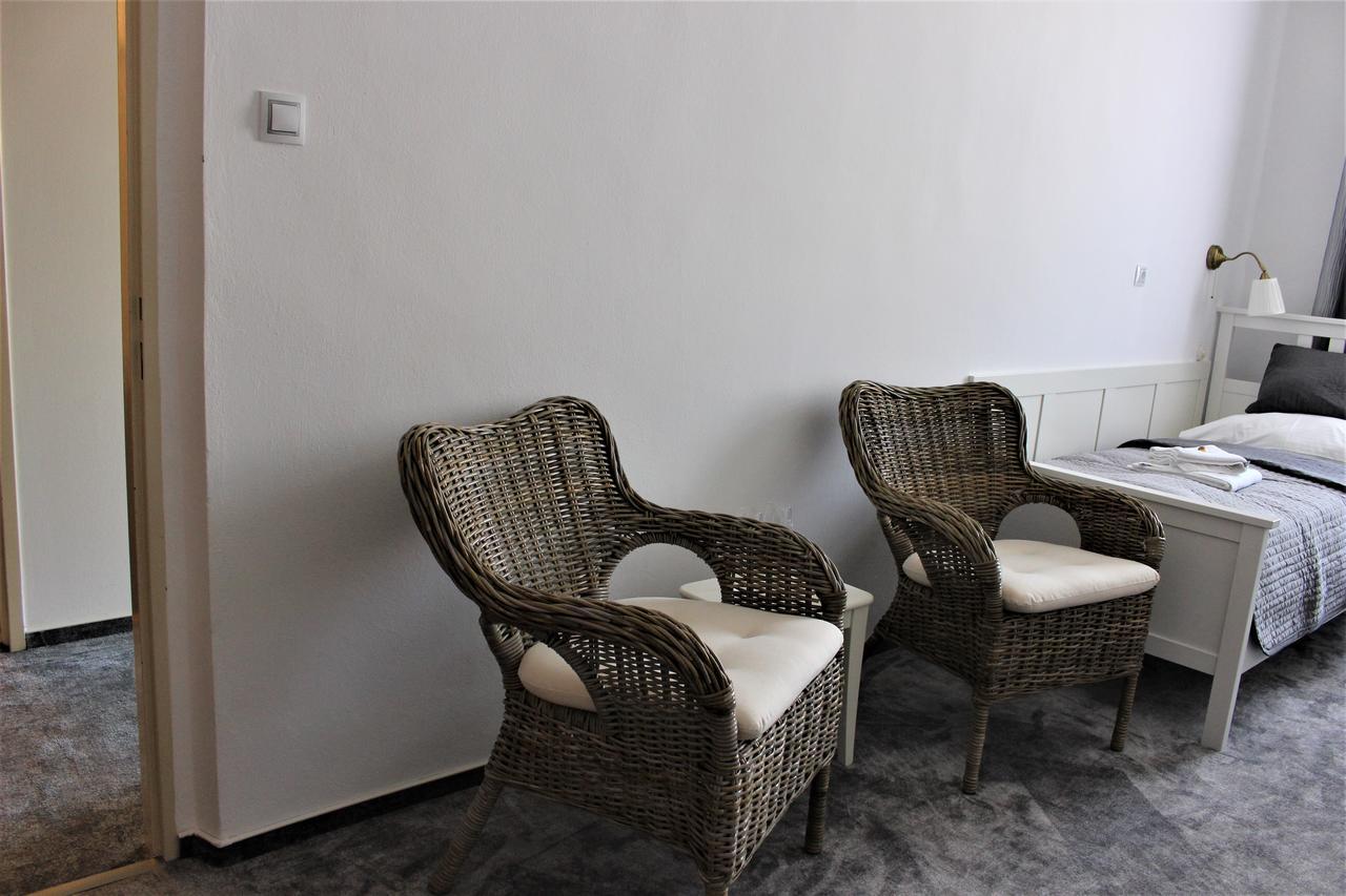 Hotel Amadeus Ceske Budejovice Bagian luar foto